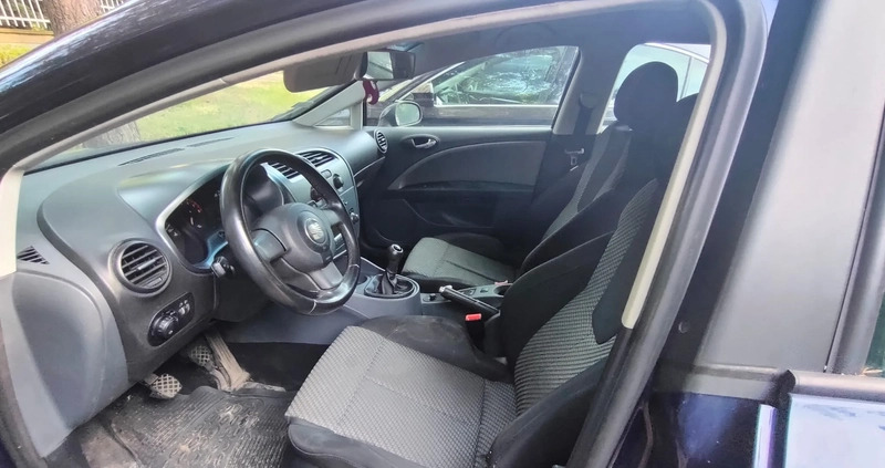 Seat Leon cena 9600 przebieg: 287000, rok produkcji 2007 z Otwock małe 154